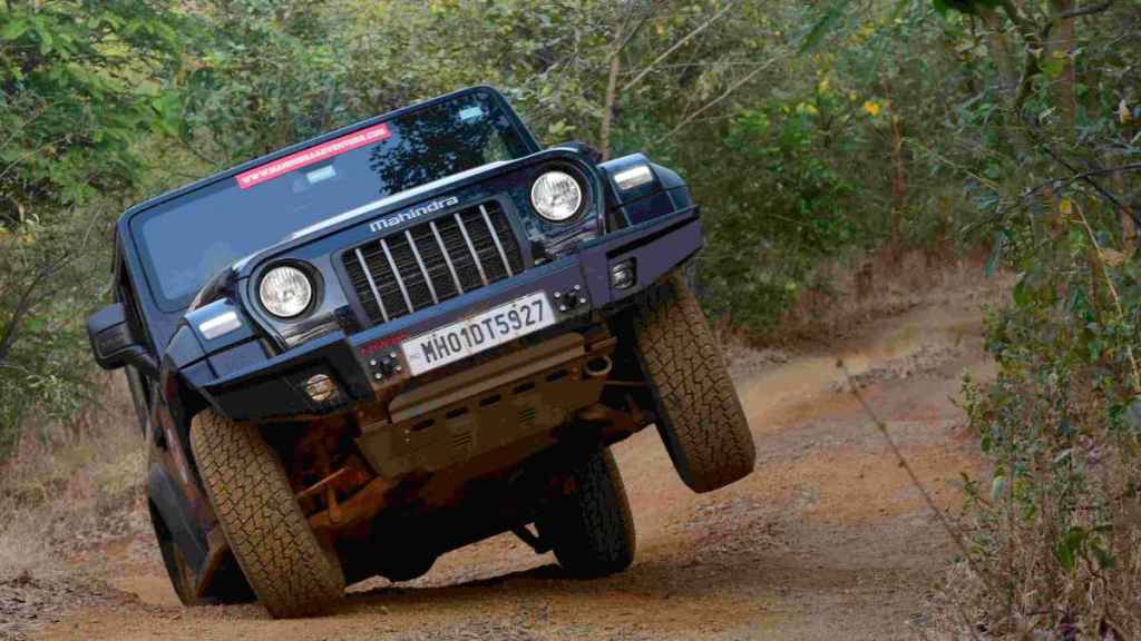 mahindra thar roxx off roading