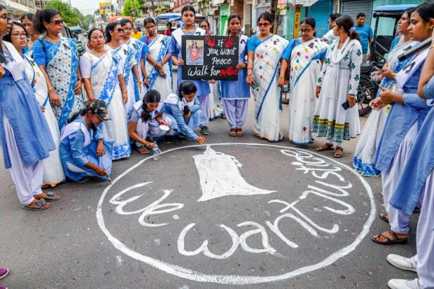 Nadia: Students stage a protest demanding justice for the woman doctor who was raped and murdered at Kolkata's RG Kar Medical College and Hospital. (PTI)