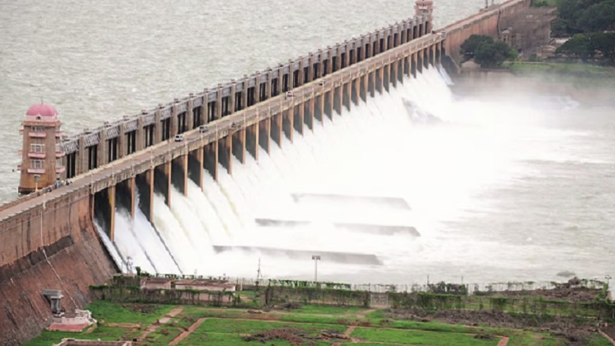 Due to the snapping of a chain link, APSDMA managing director R Kurmanadh said gate number 19 got washed away due to the intensity of floodwaters. (Image: PTI) Due to the snapping of a chain link, APSDMA managing director R Kurmanadh said gate number 19 got washed away due to the intensity of floodwaters. (Image: PTI)
