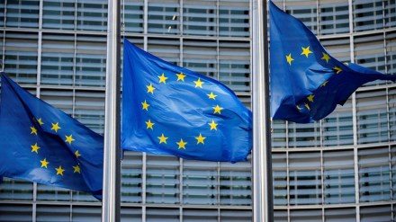 EU adopts corporate social responsibility directive.