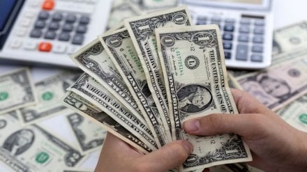Dollars, Yuan, Global Currency Markets, repatriate, assets, Chinese firms, currency markets