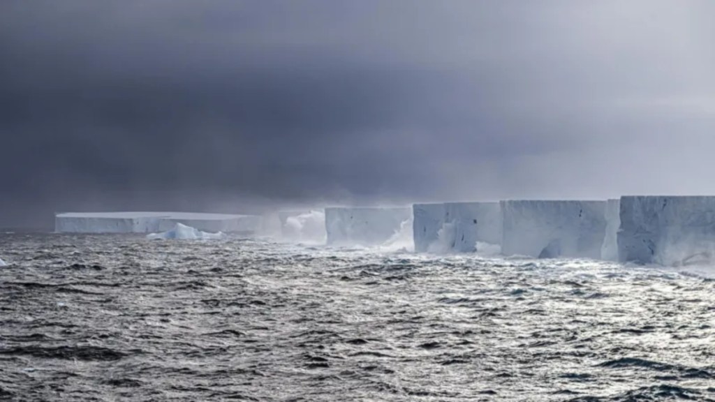 iceberg, world's largest iceberg, science, science news, trapped iceberg, A23a iceberg, largest iceberg, largest iceberg stuck iceberg, world's largest iceberg, science, science news, trapped iceberg, A23a iceberg, largest iceberg, largest iceberg stuck