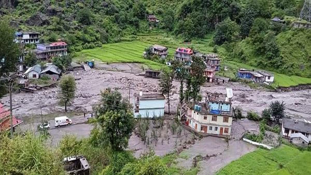 Himachal Rain: Cloudburst in Shimla leaves three dead, 40 missing; Roads washed away, houses collapse