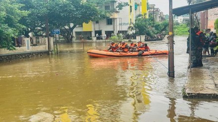 Pune rains: Red alert issued for low-lying areas in Pimpri-Chinchwad; heavy to very heavy rainfall expected today Pune rains: Red alert issued for low-lying areas in Pimpri-Chinchwad; heavy to very heavy rainfall expected today