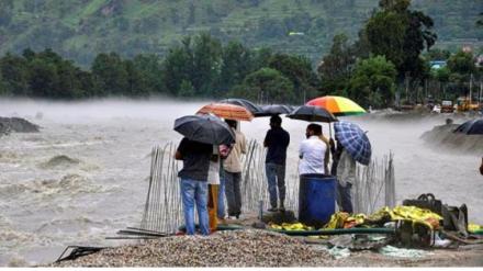 Himachal Pradesh hit by heavy rains: 126 roads blocked, power and water services disrupted