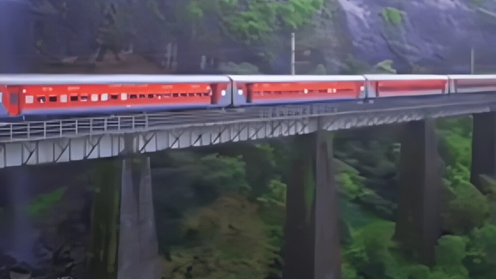 India Railways: Lonavala