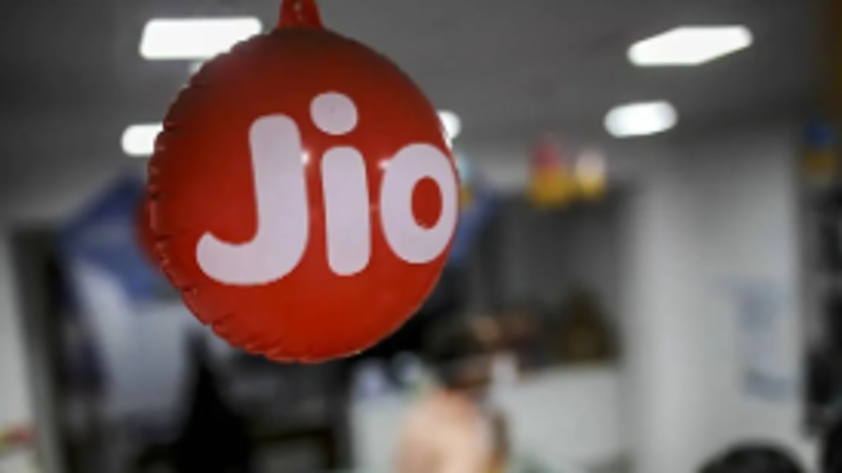 Jio launches call recording service: All you need to know about JioPhonecall AI Jio launches call recording service: All you need to know about JioPhonecall AI