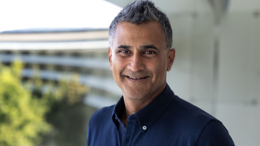 Kevan Parekh Apple CFO