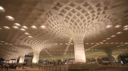 Unruly passenger assaults Air India Express staff member at Mumbai Airport - Here's what happened next