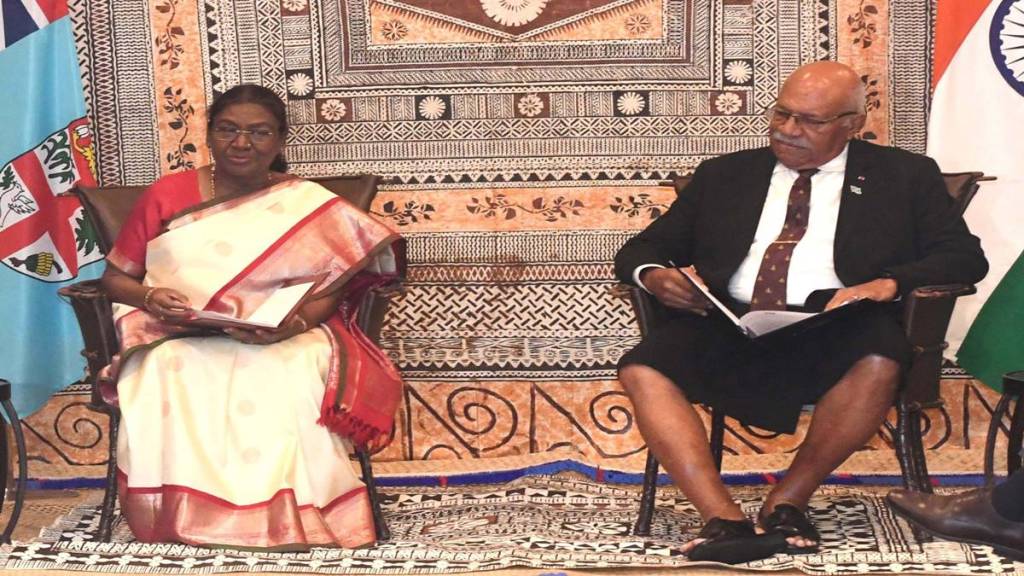 President Droupadi Murmu with Fijian Prime Minister Sitiveni Rabuka at Suva. (Photo source: X@MEAIndia)