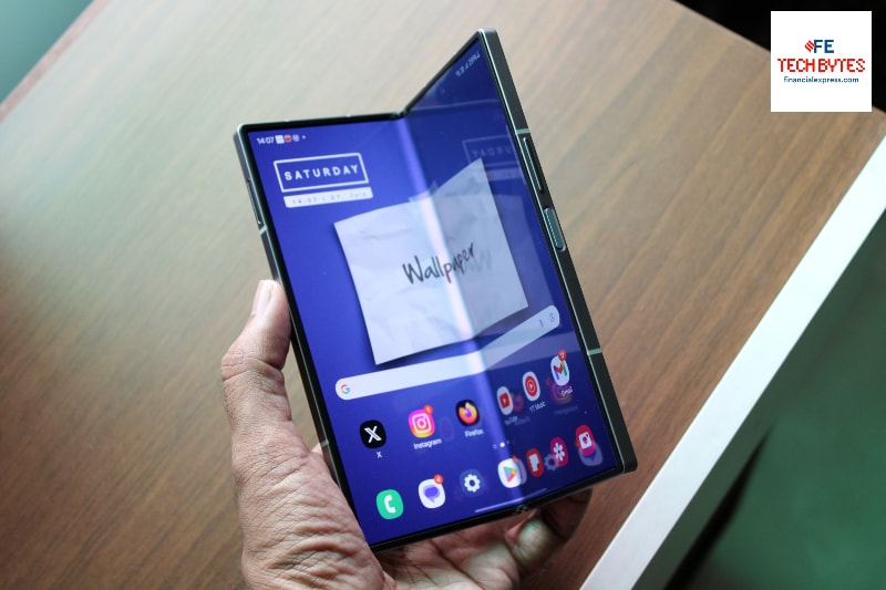Samsung Galaxy Z Fold 6, Flip 6 review