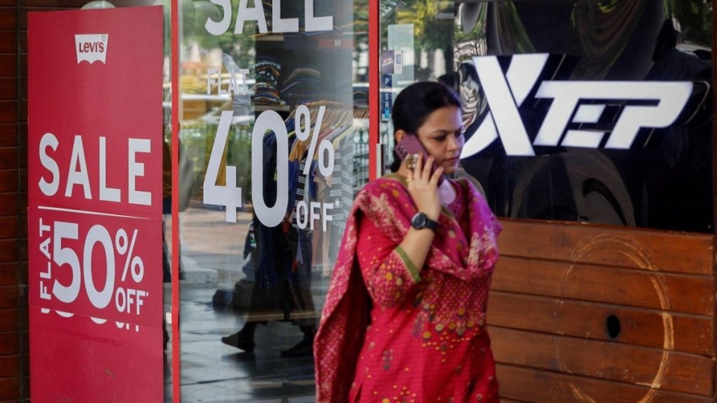 independence day sale. i-day sales, retail sales, industry