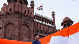This year, the celebrations at Red Fort will witness the participation of around 6,000 special guests from diverse walks of life.