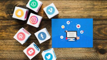  Platforms such as Clubhouse, Rizzle, Classmates.com, Sharechat among others have been gaining popularity among digital natives(Image: Freepik)