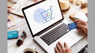 Commerce media equips brands with data pertaining to demographics, user preferences, purchase intent, browsing behaviors, etc. (Image Credits: Freepik)
