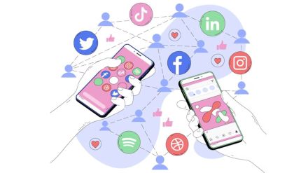 Social media platforms have democratized marketing in such a way that both big and small players in the hospitality industry can reach their audience via different strategies. (Image:Freepik)