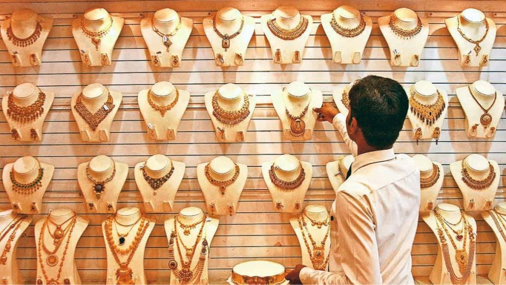 The company has built up its retail presence across the country on the back of a franchise-owned-company-operated (FOCO) showroom network.  
The company has built up its retail presence across the country on the back of a franchise-owned-company-operated (FOCO) showroom network.