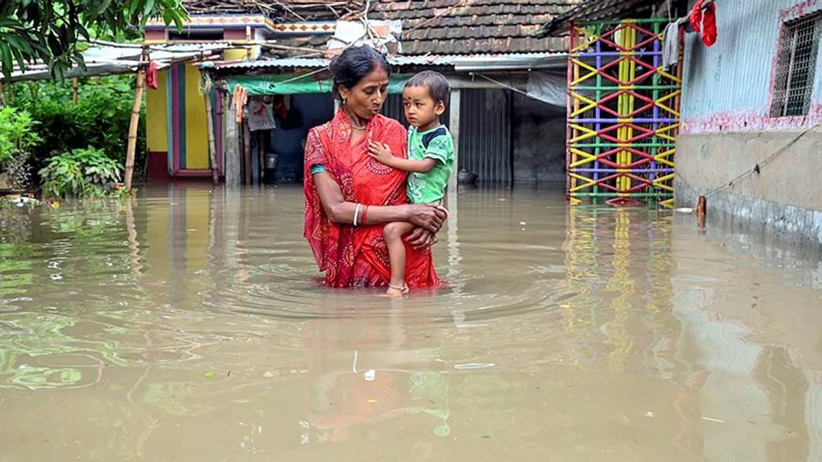 Weather Update: IMD issues red alert for Maharashtra, Rajasthan and Madhya Pradesh; Extremely heavy rainfall expected in THESE regions Weather Update: IMD issues red alert for Maharashtra, Rajasthan and Madhya Pradesh; Extremely heavy rainfall expected in THESE regions