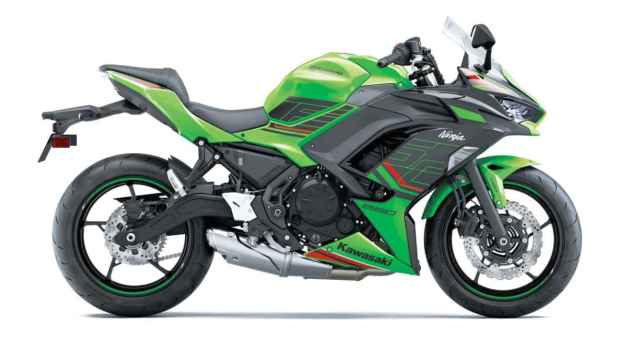 triumph daytona 660 vs kawasaki ninja 650