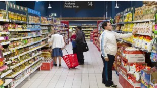 The domestic bottled soft drink category emerged the biggest gainers in the June quarter, according to market research agency Kantar.