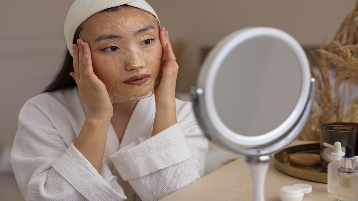 As the skincare industry continues to innovate, these trends and innovations will shape the way you experience and shop for skincare. S