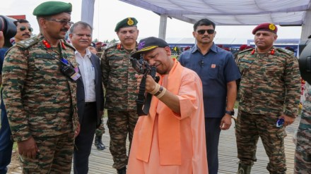 Over 8,000 attendees of all ages were treated to an exhibition of military equipment, highlighting India’s commitment to Atmanirbhar Bharat.