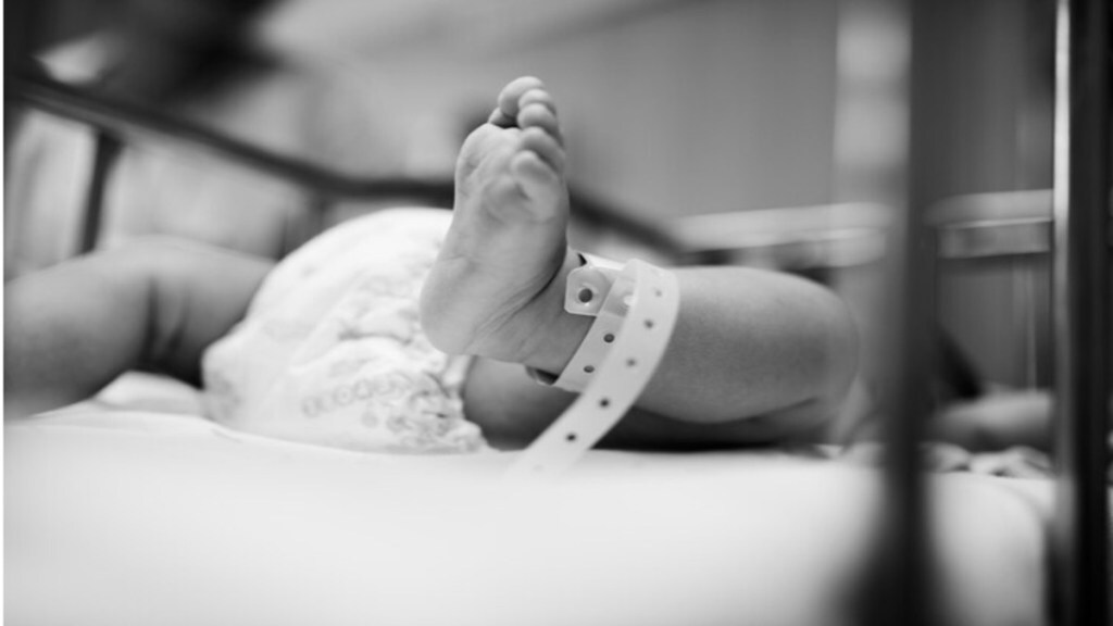 The exact cause of death is still unclear, as the families have already performed the last rites of the deceased. (Image: Freepik)