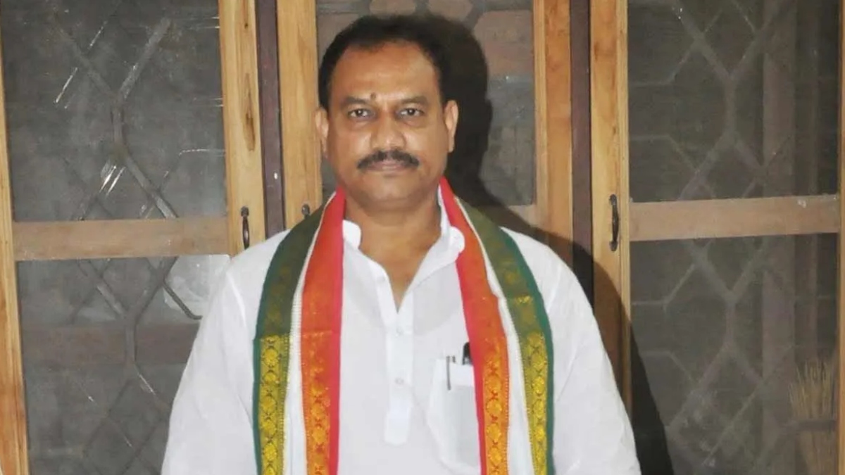 Congress appoints Mahesh Goud as president of Telangana Pradesh Congress Committee Congress appoints Mahesh Goud as president of Telangana Pradesh Congress Committee