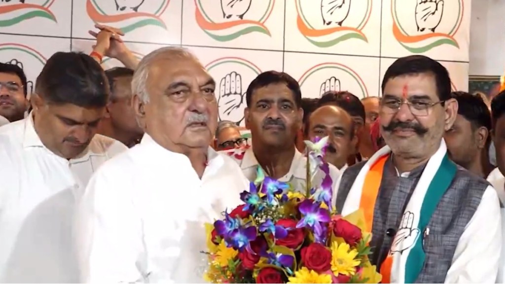 Haryana Elections 2024: State BJP VP GL Sharma joins Congress with over 250 office bearers and workers Haryana Elections 2024: State BJP VP GL Sharma joins Congress with over 250 office bearers and workers