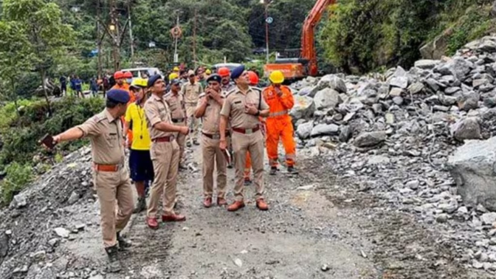 Five dead, three injured after landslide hit Sonprayag on Kedarnath yatra route Five dead, three injured after landslide hit Sonprayag on Kedarnath yatra route