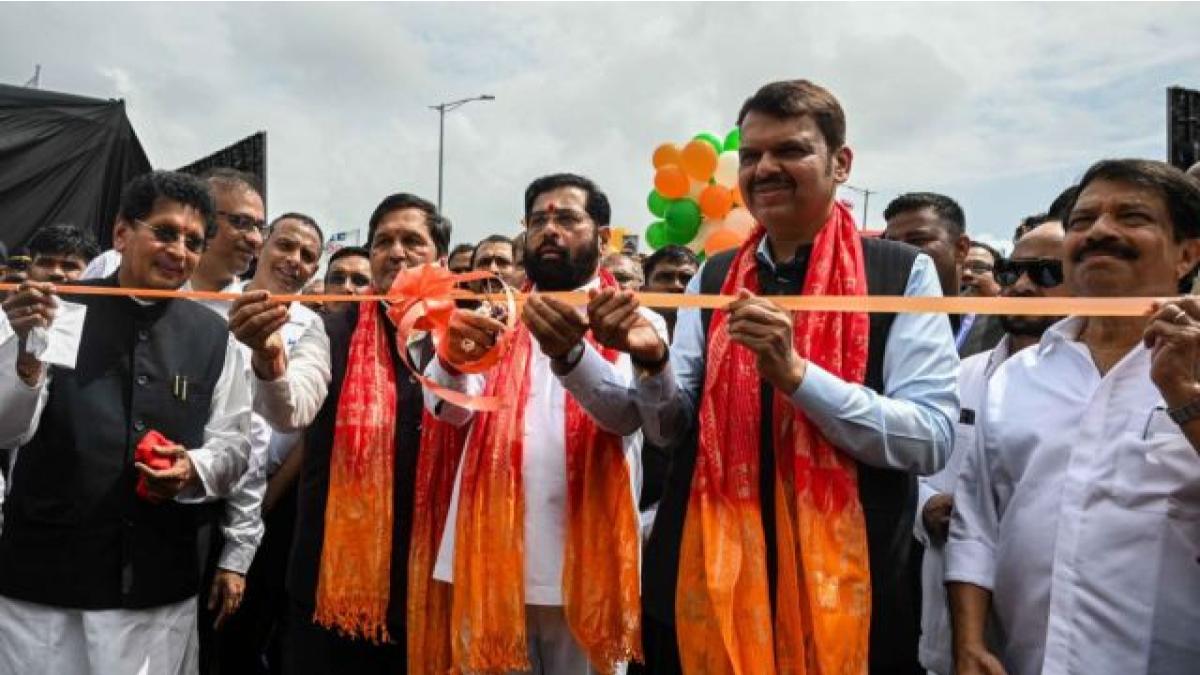 BMC officials confirmed that the arch bridge will be made partially operational and will only cater to north-bound traffic. (Image: Express) BMC officials confirmed that the arch bridge will be made partially operational and will only cater to north-bound traffic. (Image: Express)