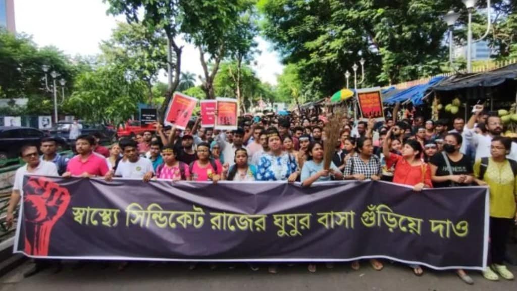 Kolkata doctor-rape murder case: Protesting junior doctors urge President Murmu, PM Modi to intervene amid ongoing crisis