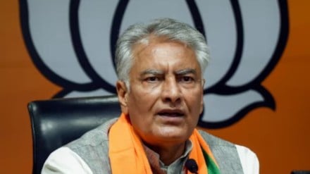 BJP leader Sunil Jakhar resigns as Punjab chief: Reports