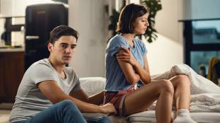 Infidelity, what is Infidelity, how to know boyfriend is cheating, how to know girlfriend is cheating, Infidelity drawbacks, Infidelity reasons, what is Infidelity, Infidelity in couple, cheating in relationship, cheating couple, lifestyle
