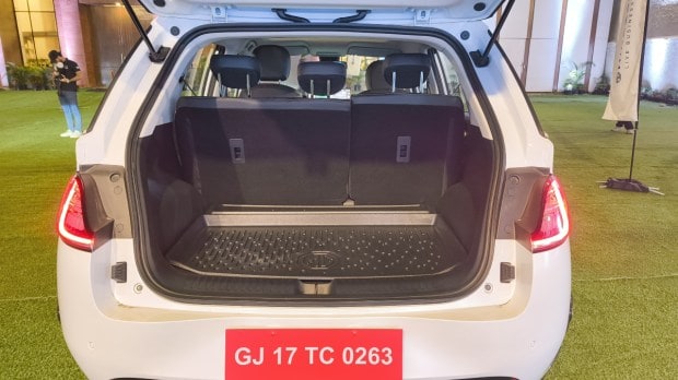 MG Windsor EV boot