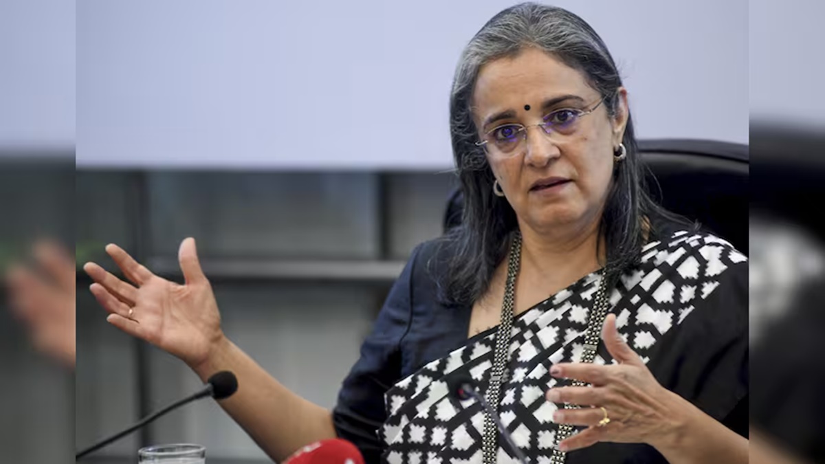 'Egg on its face': BJP on ICICI Bank's response to Congress claims on Sebi chief's salary 'Egg on its face': BJP on ICICI Bank's response to Congress claims on Sebi chief's salary