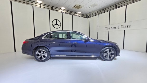 Mercedes-Benz E-Class side