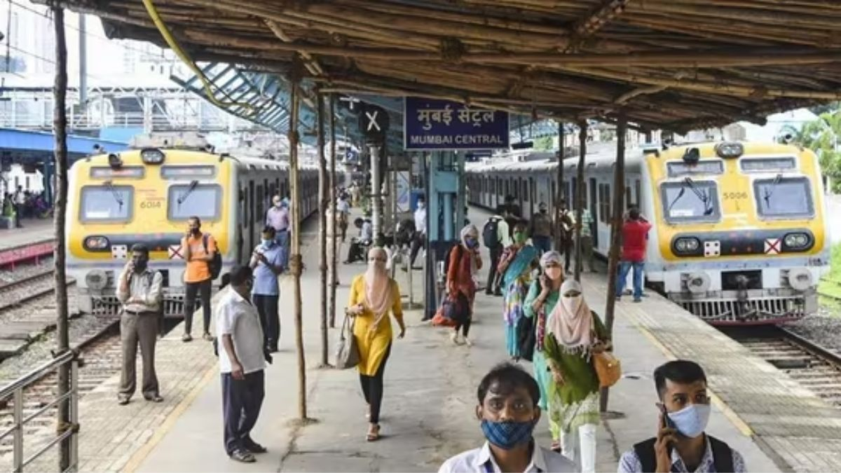Mumbai local train update Mumbai local train update