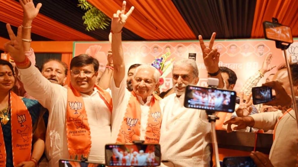 AAP Faridabad candidate Pravesh Mehta joined the ruling BJP on Saturday. AAP Faridabad candidate Pravesh Mehta joined the ruling BJP on Saturday.