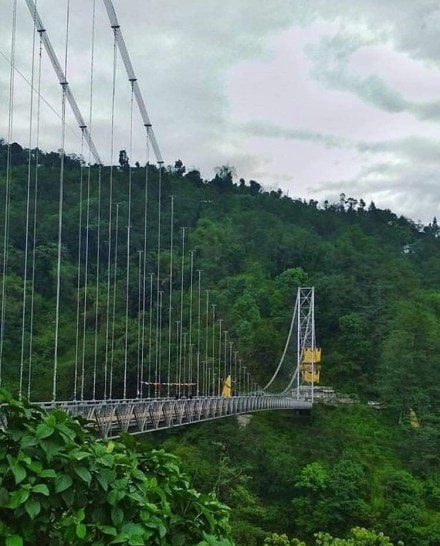 Singshore suspension bridge