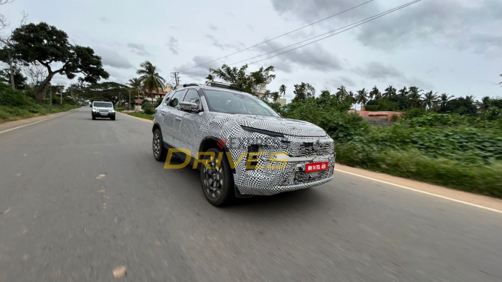 Tata Safari petrol spied front