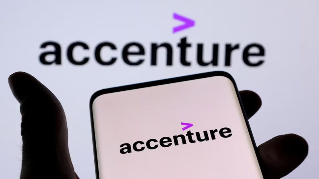 Accenture, Industry, Jobs, Revenue, IT