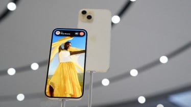 iPhone SE 4 OLED
