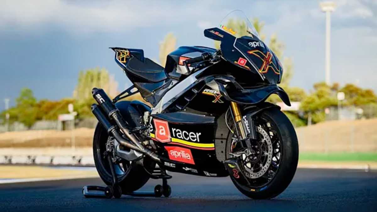 Ultra exclusive Aprilia RSV4 x EX3MA breaks cover - Bike News