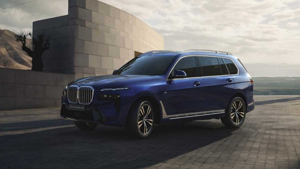 bmw x7 signature