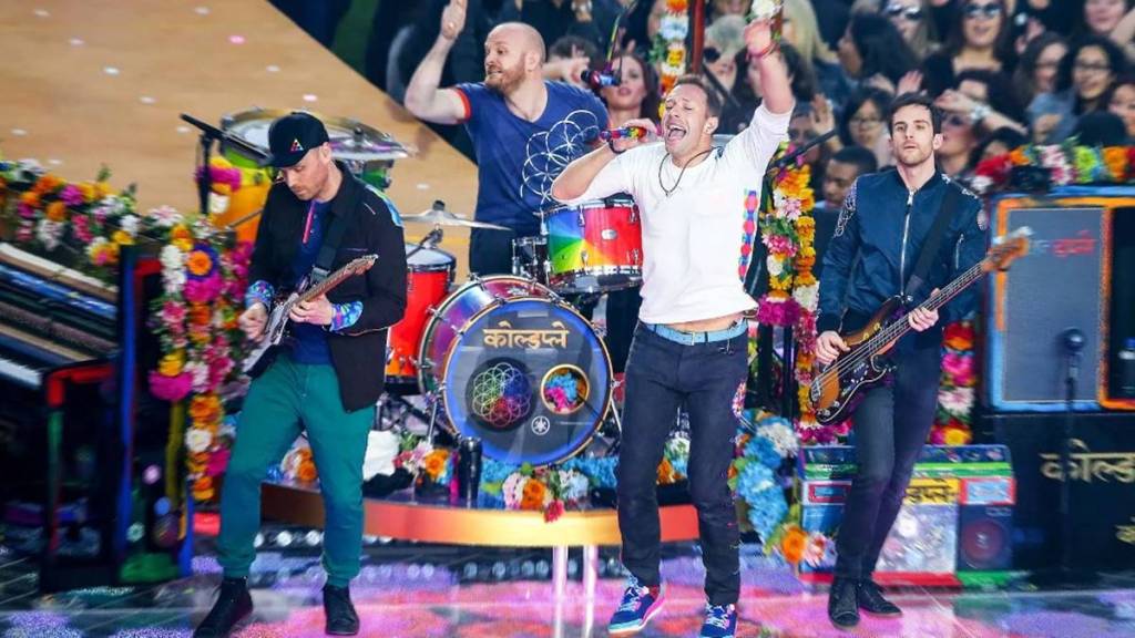 Coldplay, Coldplay net worth, Coldplay richest member, who is richest Coldplay member, Chris Martin, Jonny Buckland, Guy Berryman, Will Champion, Chris Martin net worth, Jonny Buckland net worth, Guy Berryman net worth, Will Champion net worth, lifestyle