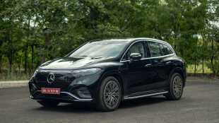 mercedes benz eqs suv review