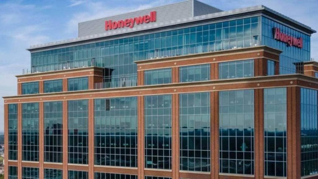India targets net-zero by 2070, with Honeywell advancing energy storage, hydrogen, and biofuels to overcome key challenges. India targets net-zero by 2070, with Honeywell advancing energy storage, hydrogen, and biofuels to overcome key challenges.