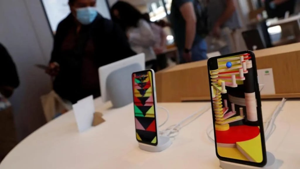The two companies plan to make a ‘real AI phone’ that is ‘more than just integrating AI assistant services’ into a smartphone
