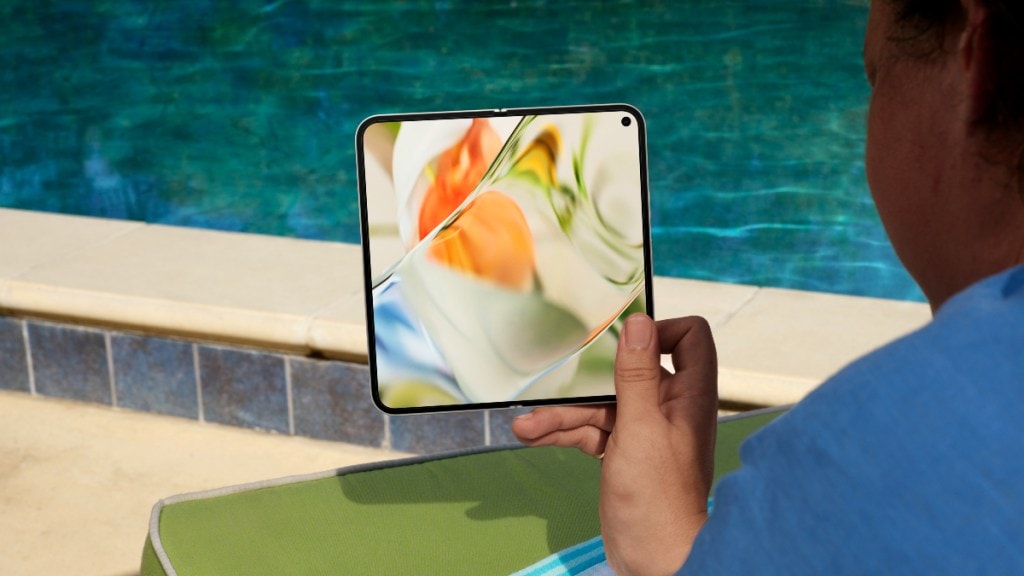 Google 9 Pro Fold review: Phone splits in two, fails durability test